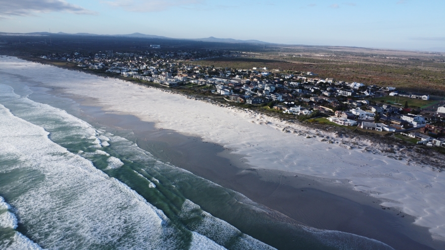 4 Bedroom Property for Sale in Van Riebeeckstrand Western Cape